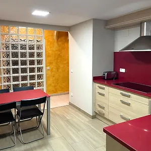 El Pis , Olot España